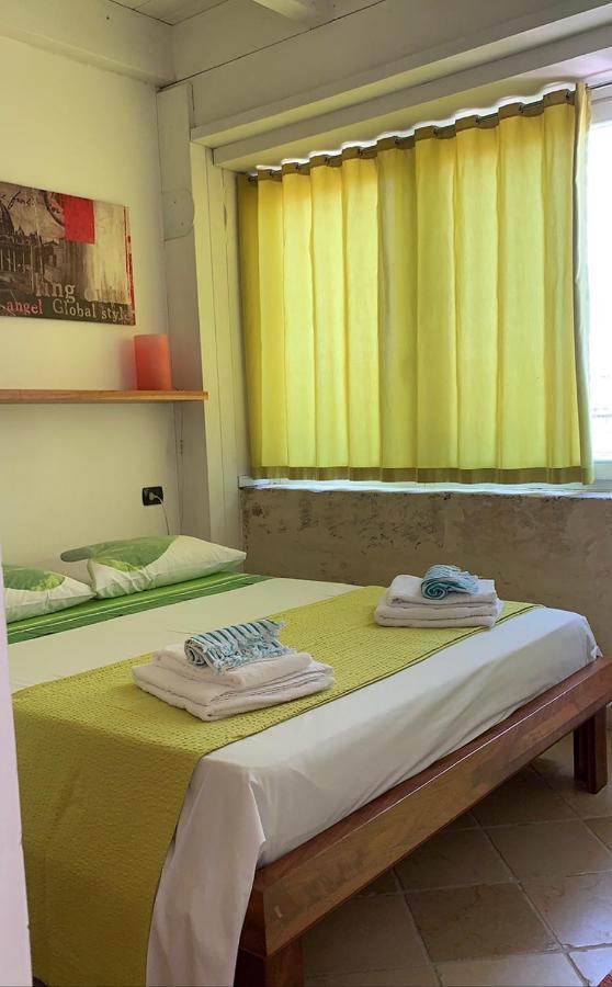 レッチェ Le Tre Civette Bed & Breakfast エクステリア 写真