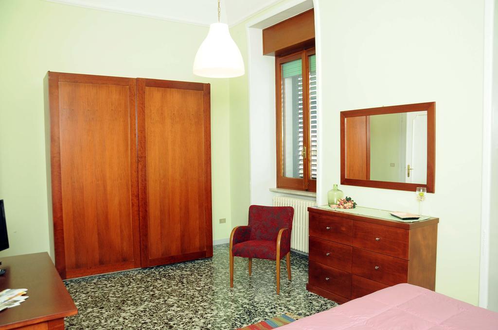 レッチェ Le Tre Civette Bed & Breakfast エクステリア 写真